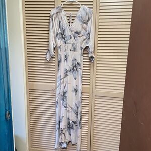 ODDY Elegant Floral Maxi Dress in Gray and Cream